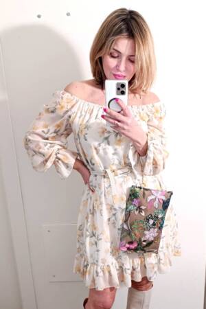 Vestitino fantasia fiori con cintura