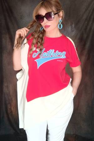 t-shirt con perle